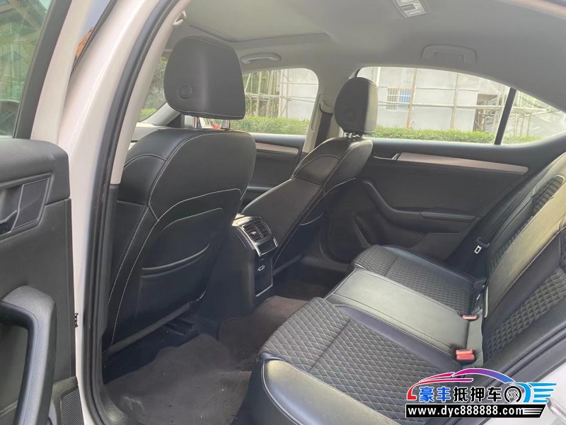 19年斯柯达速派轿车抵押车出售