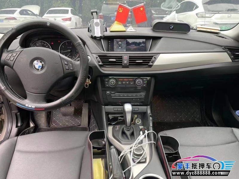 13年宝马X1SUV抵押车出售