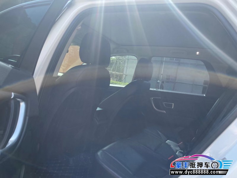 16年路虎神行者轿车抵押车出售