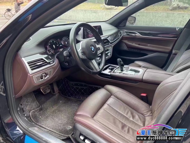 18年宝马7系轿车抵押车出售