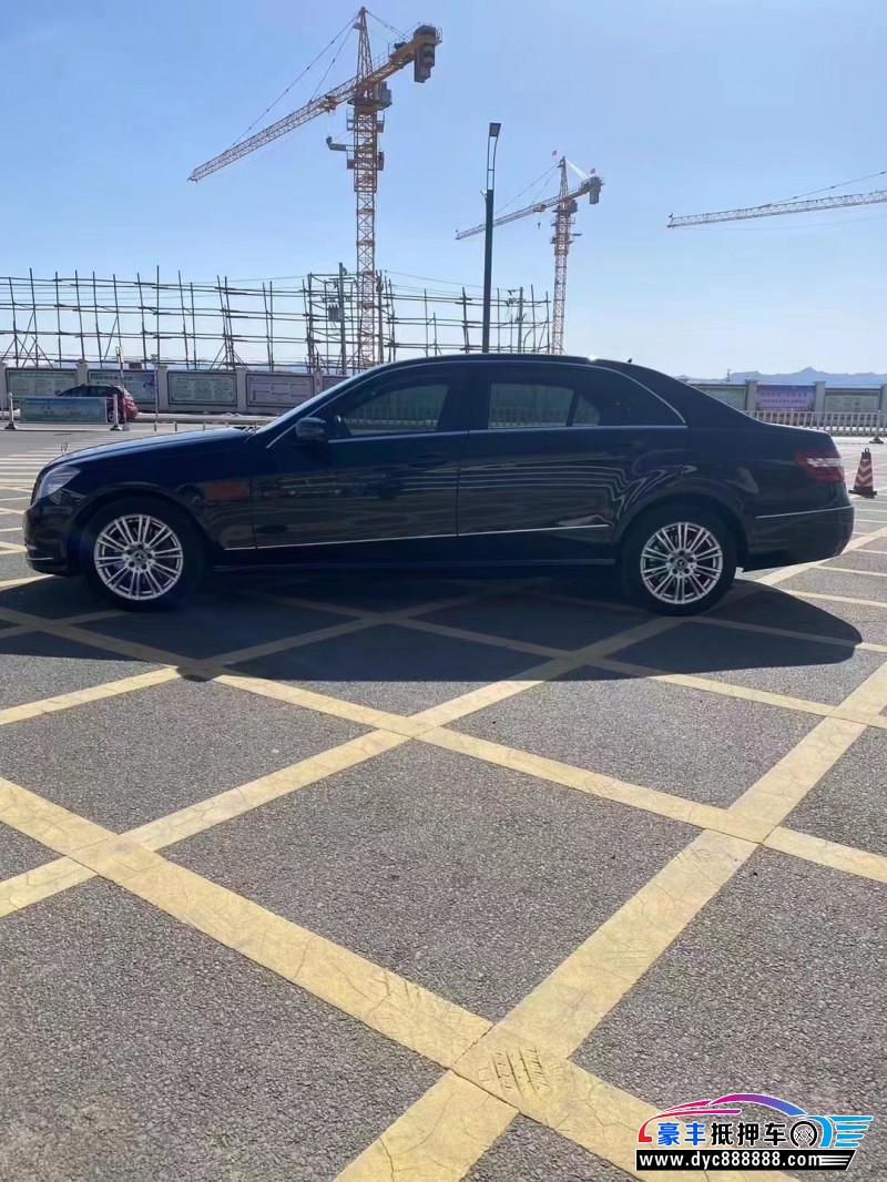 11年奔驰E轿车抵押车出售