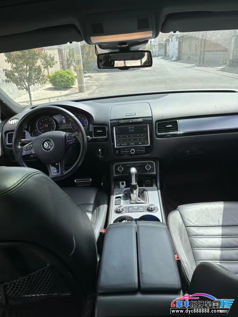 15年大众途锐SUV抵押车出售