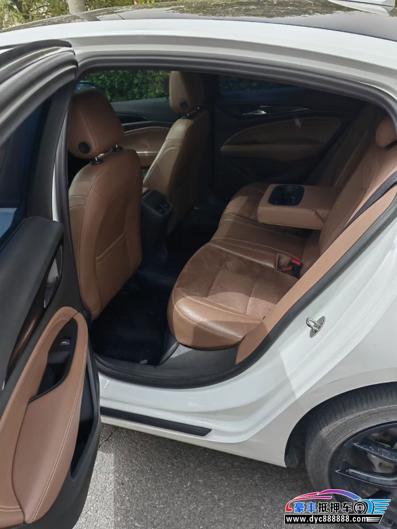 19年别克君威轿车抵押车出售