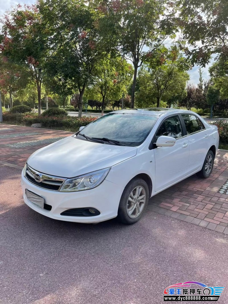 14年比亚迪速锐轿车抵押车出售