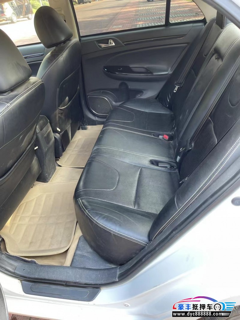 14年比亚迪速锐轿车抵押车出售