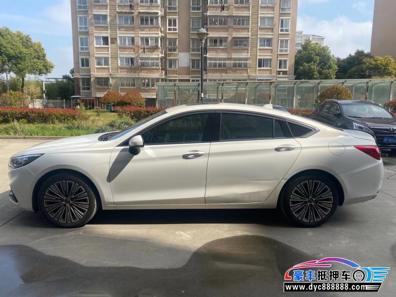 21年红旗H5轿车抵押车出售