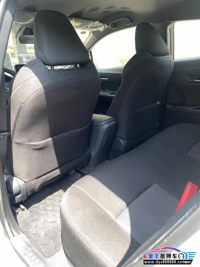 22年丰田奕泽轿车抵押车出售