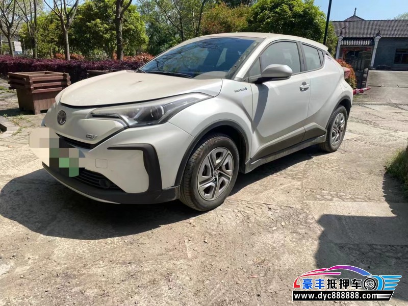 22年丰田奕泽轿车抵押车出售