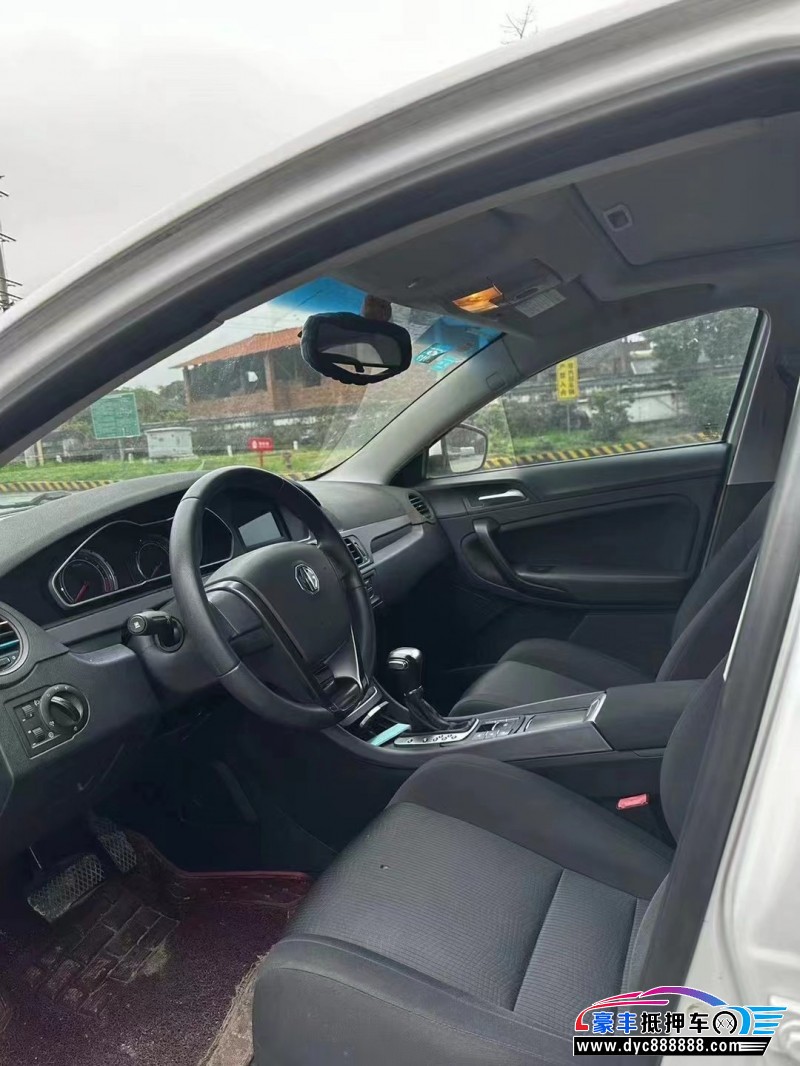 17年名爵GM6轿车抵押车出售