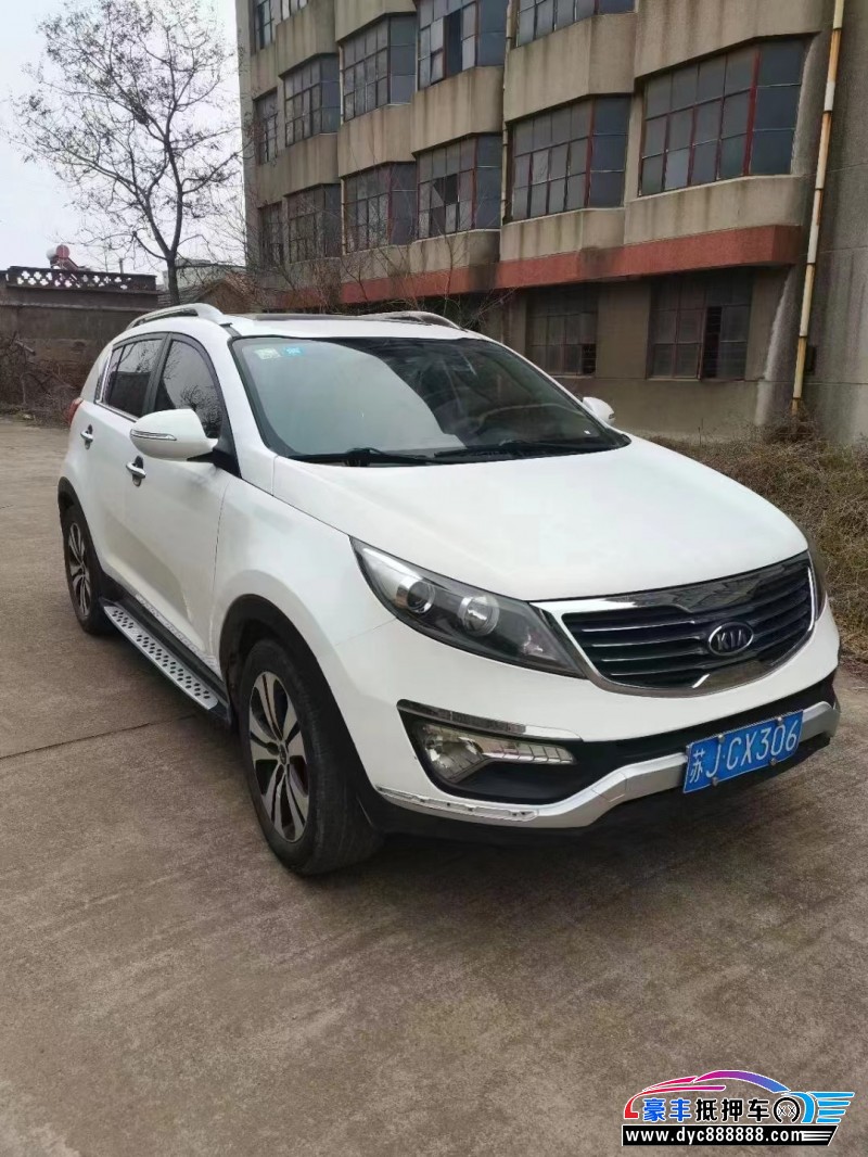 13年起亚智跑轿车抵押车出售