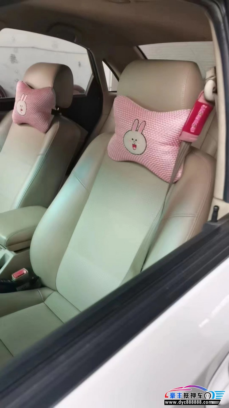 14年别克凯越轿车抵押车出售