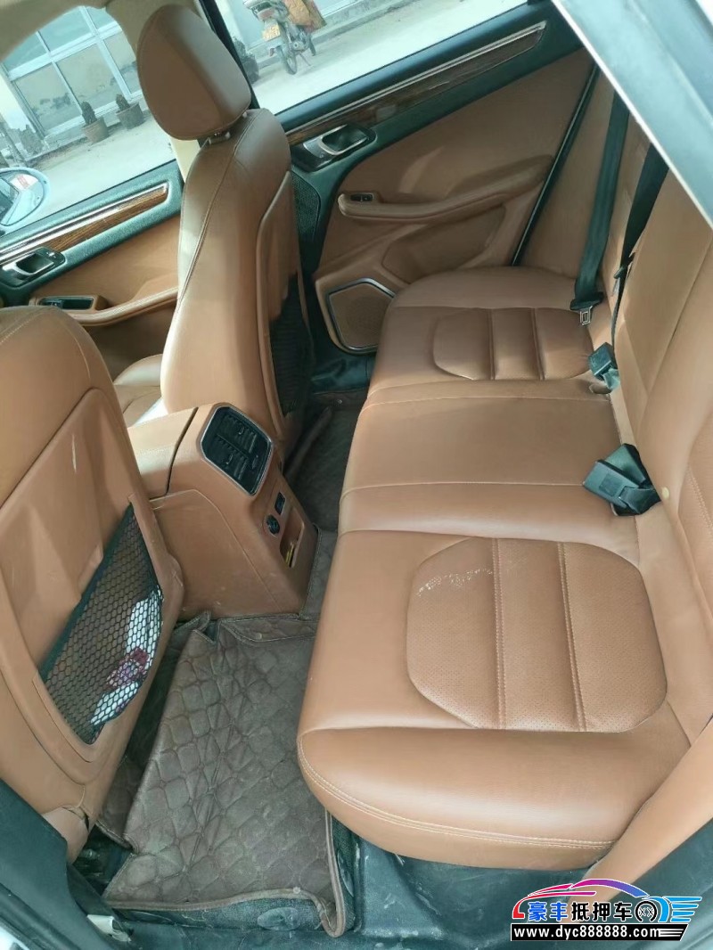 17年众泰SR9SUV抵押车出售