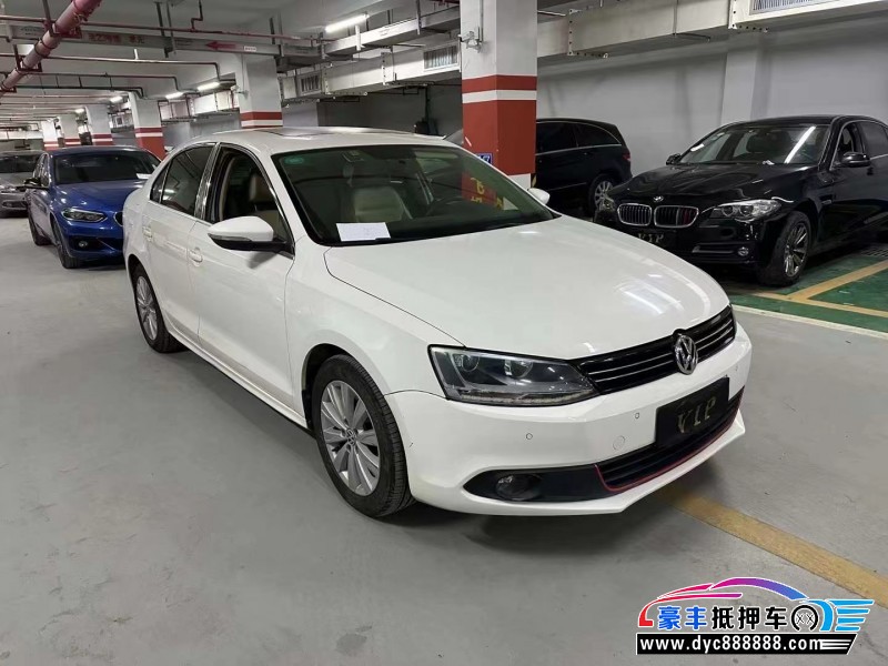 15年大众速腾轿车抵押车出售