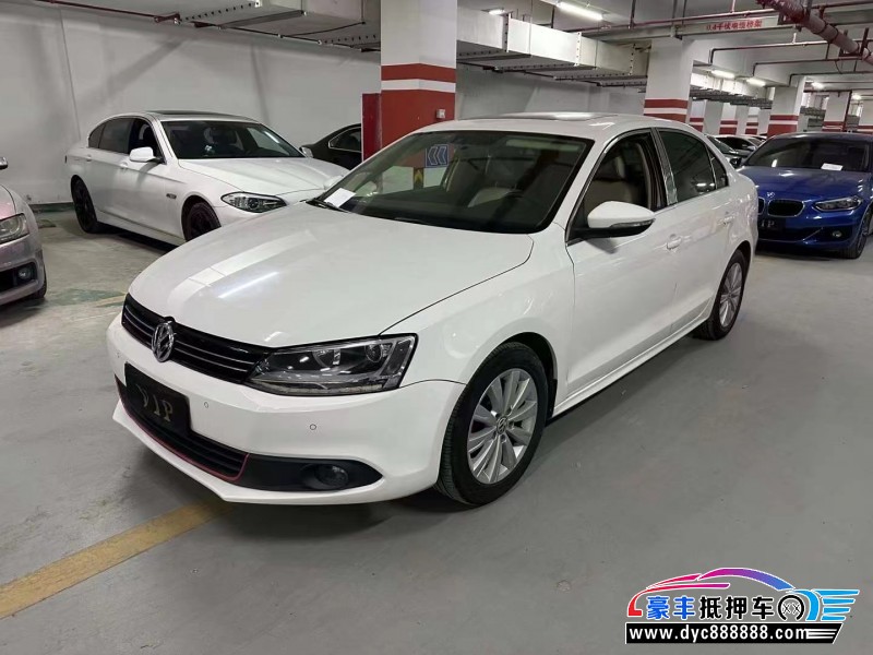 15年大众速腾轿车抵押车出售