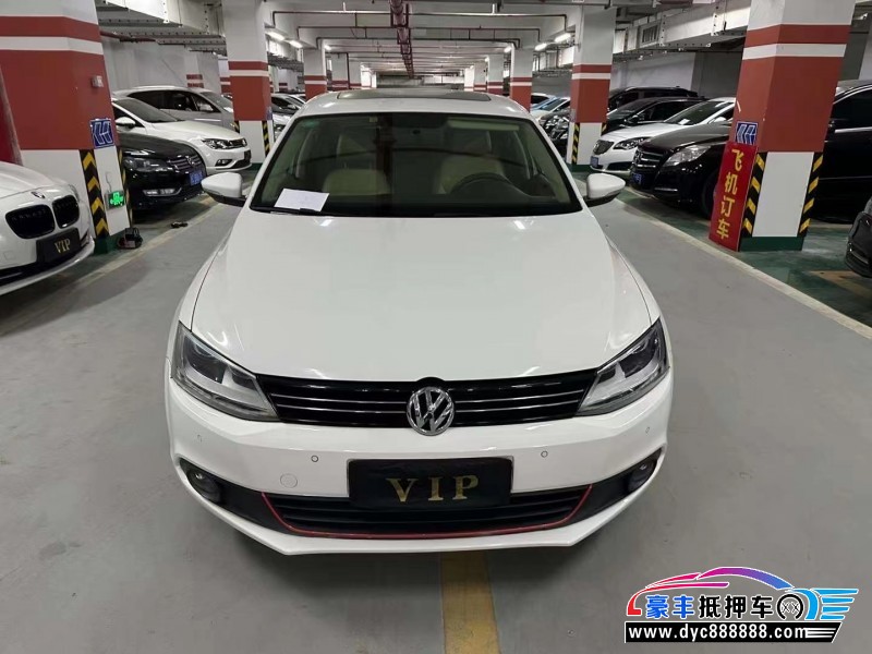 15年大众速腾轿车抵押车出售