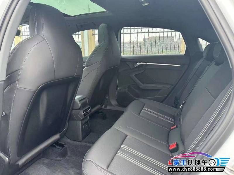 23年奥迪A3轿车抵押车出售