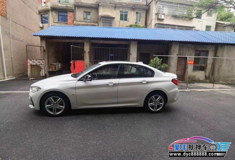 23年宝马1系轿车抵押车出售