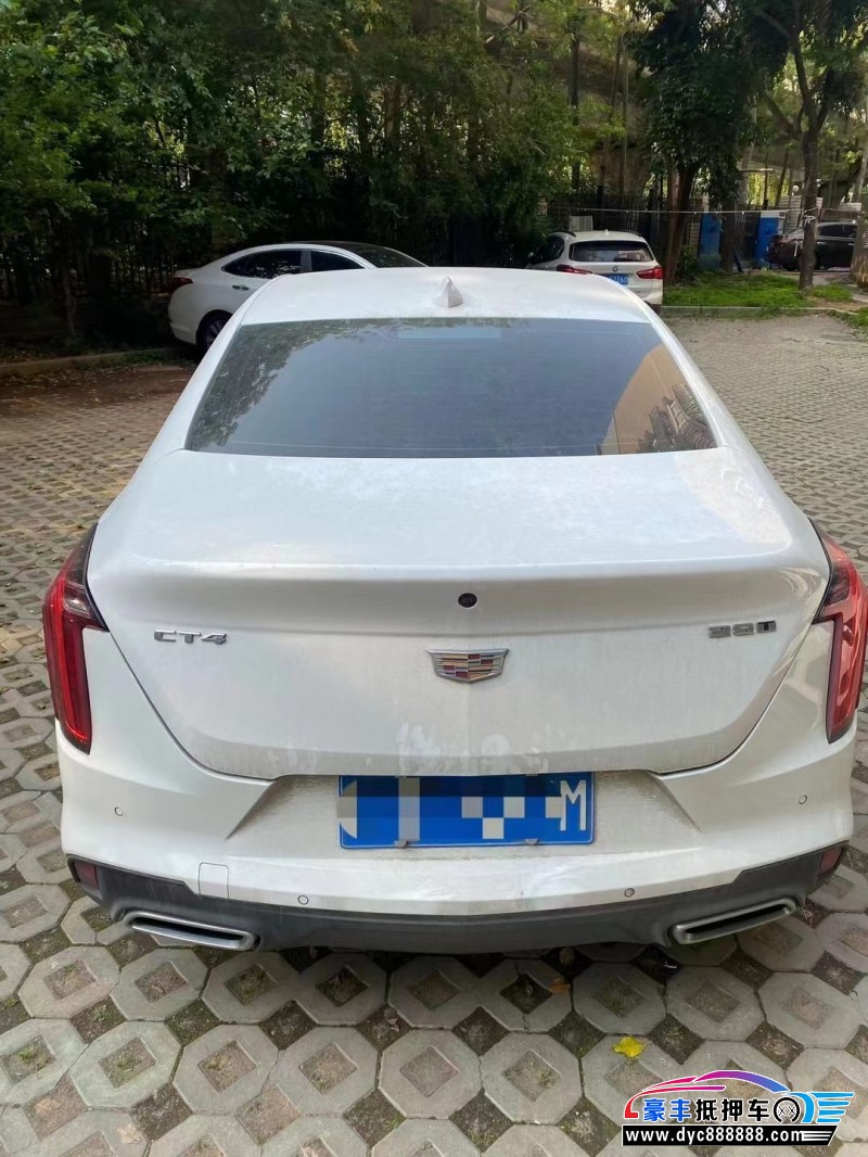 22年凯迪拉克CT4轿车抵押车出售