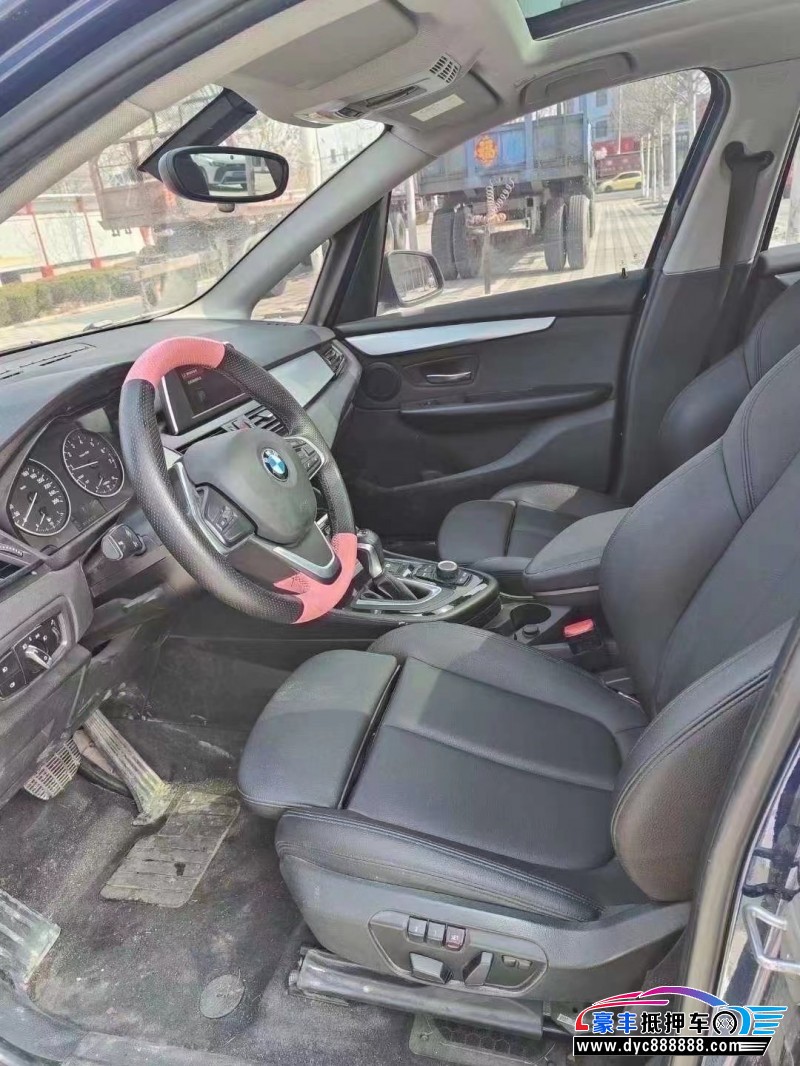 18年宝马2系轿车抵押车出售