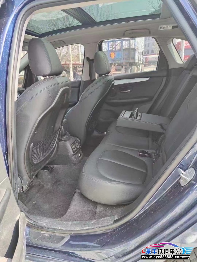 18年宝马2系轿车抵押车出售