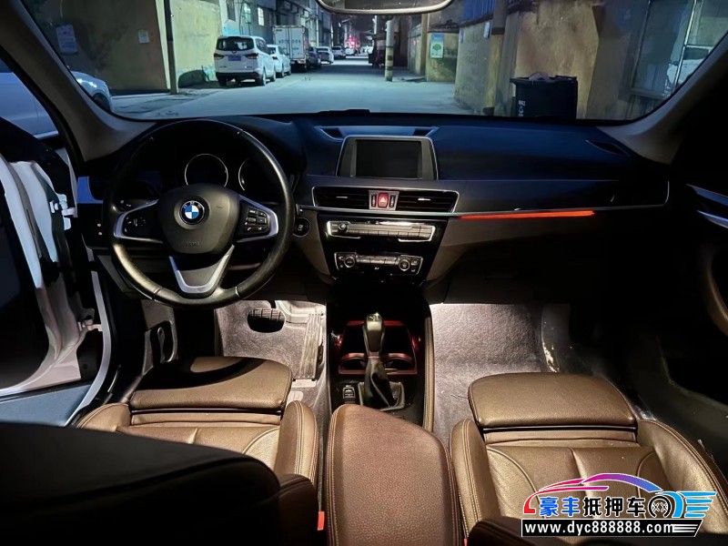 19年宝马X1SUV抵押车出售