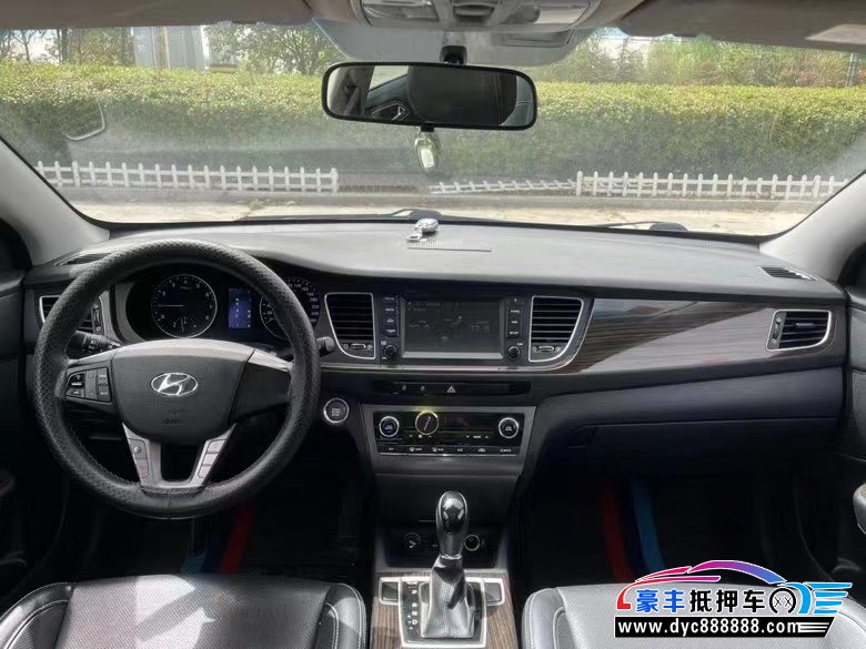 17年现代名图轿车抵押车出售