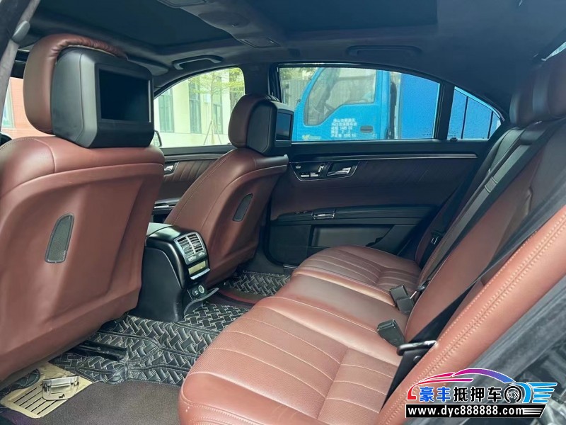 10年奔驰S轿车抵押车出售