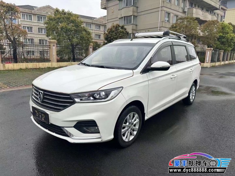 18年宝骏宝骏360轿车抵押车出售