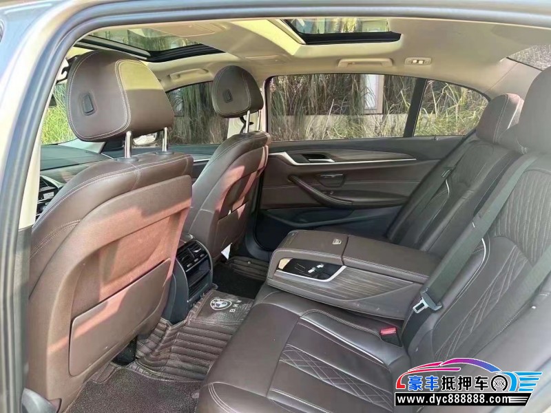 18年宝马5系轿车抵押车出售