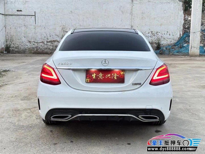 21年奔驰C轿车抵押车出售