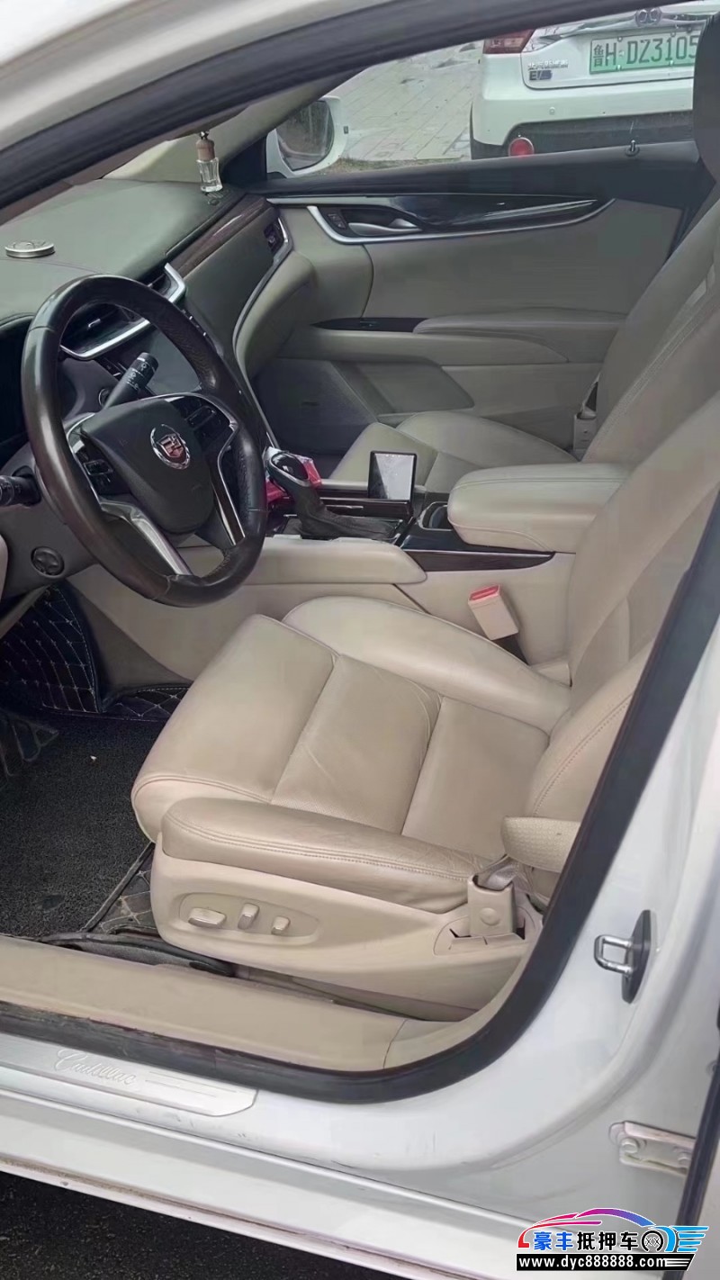 14年凯迪拉克XTS轿车抵押车出售