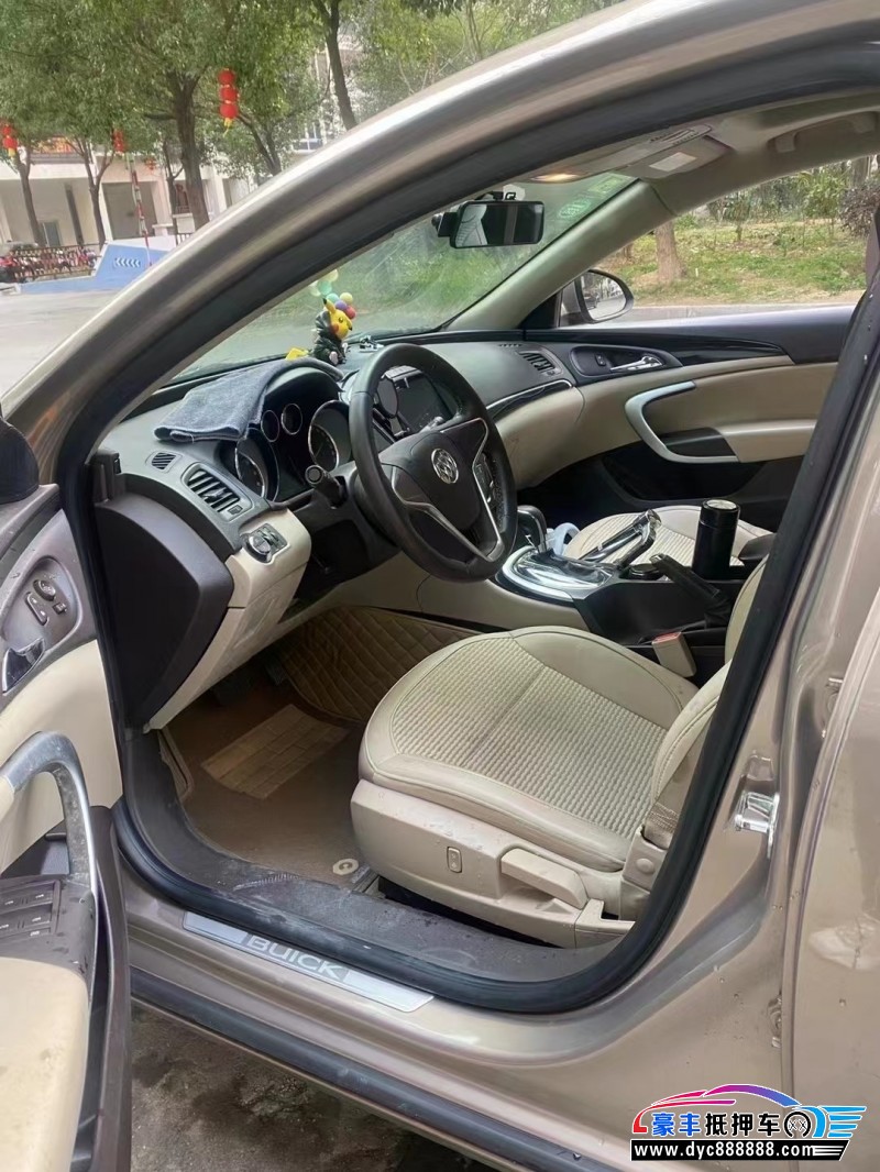 15年别克君威轿车抵押车出售