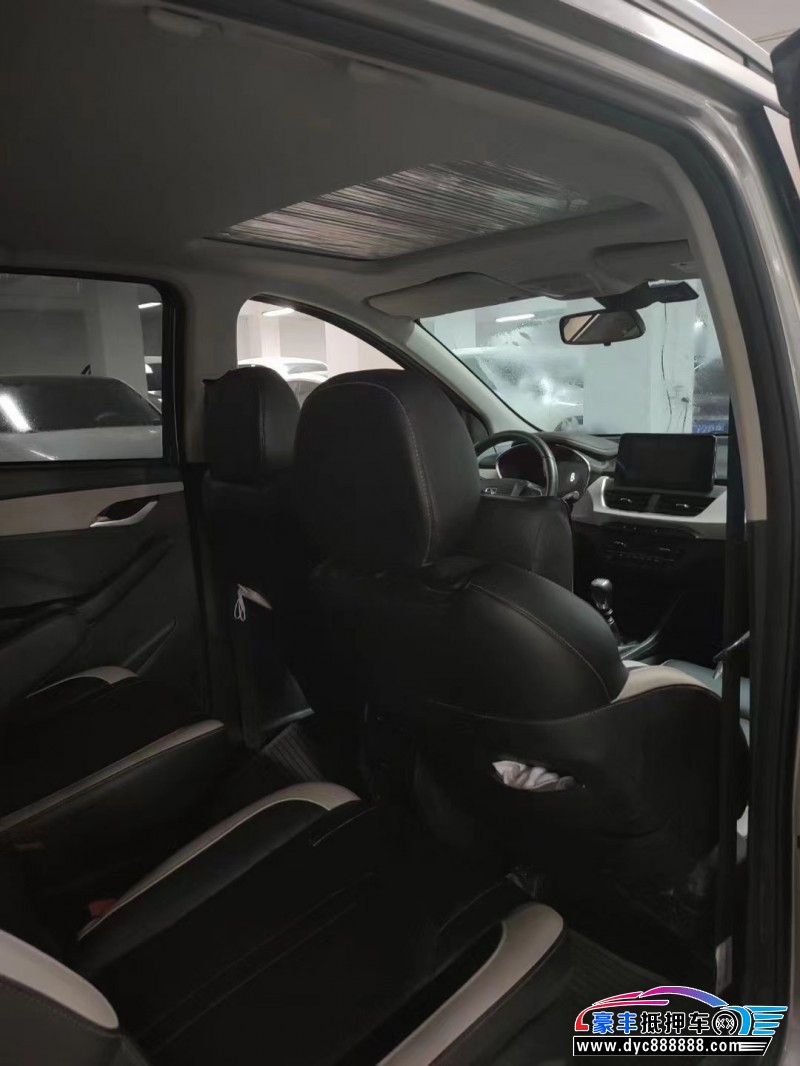 20年宝骏宝骏360MPV抵押车出售