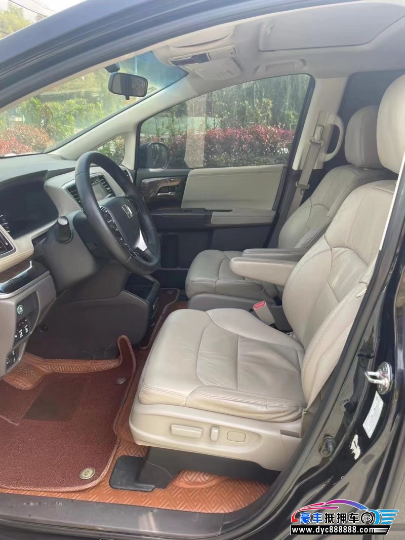 17年本田奥德赛MPV抵押车出售