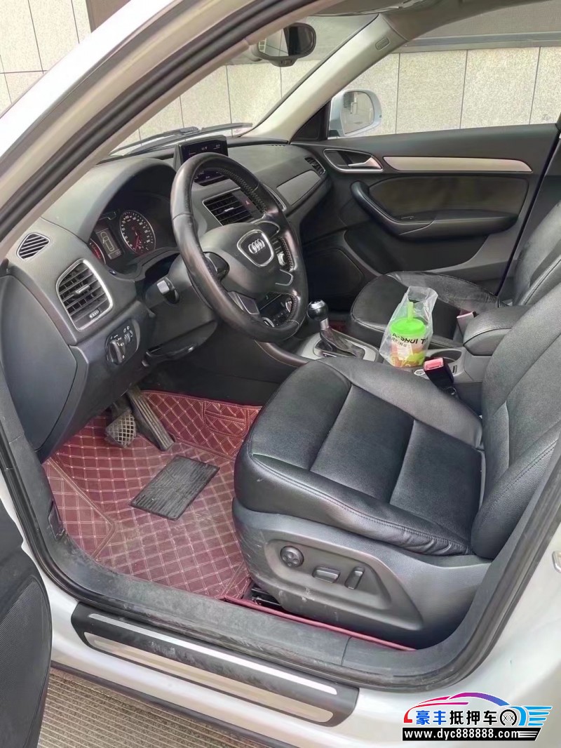 13年奥迪Q3轿车抵押车出售