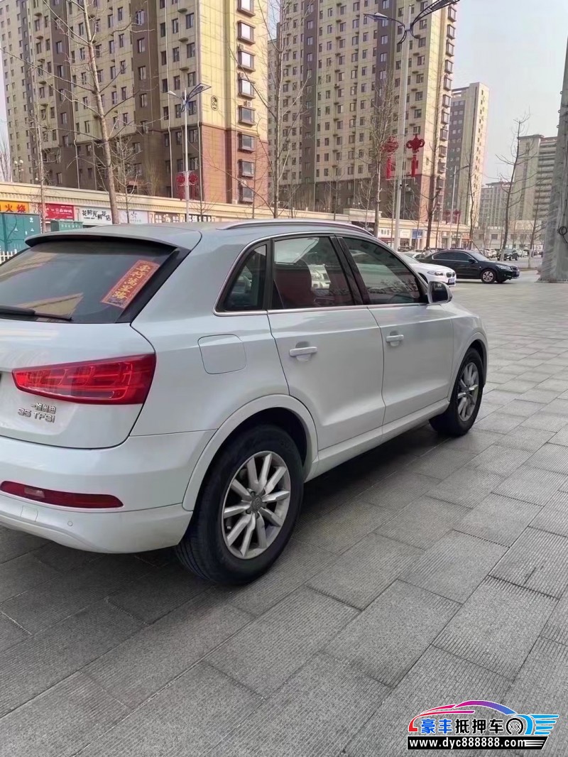 13年奥迪Q3轿车抵押车出售