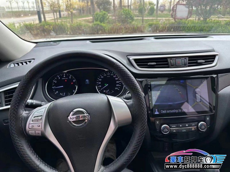 16年日产奇骏轿车抵押车出售