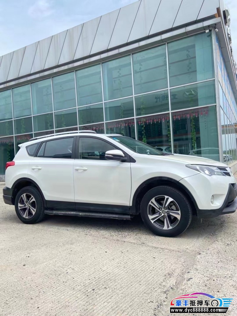 16年丰田RAV4荣放轿车抵押车出售