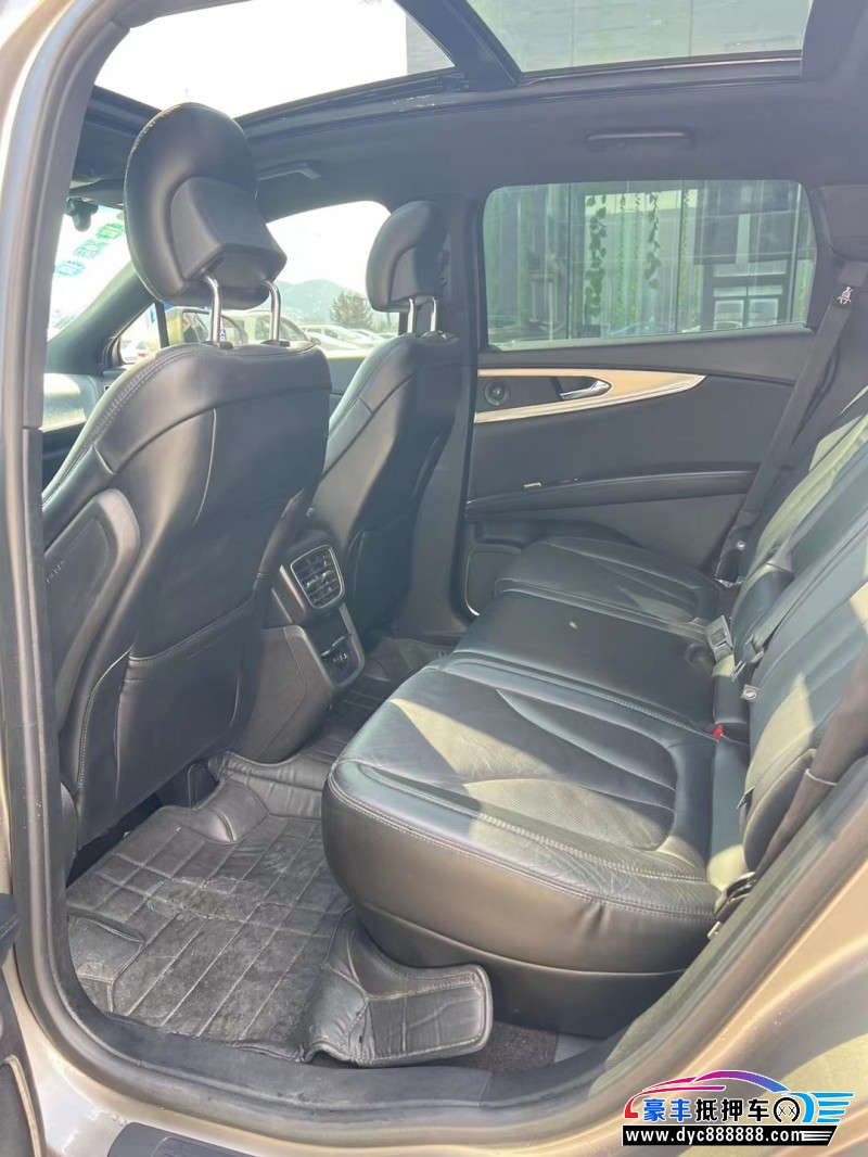 17年林肯MKX轿车抵押车出售