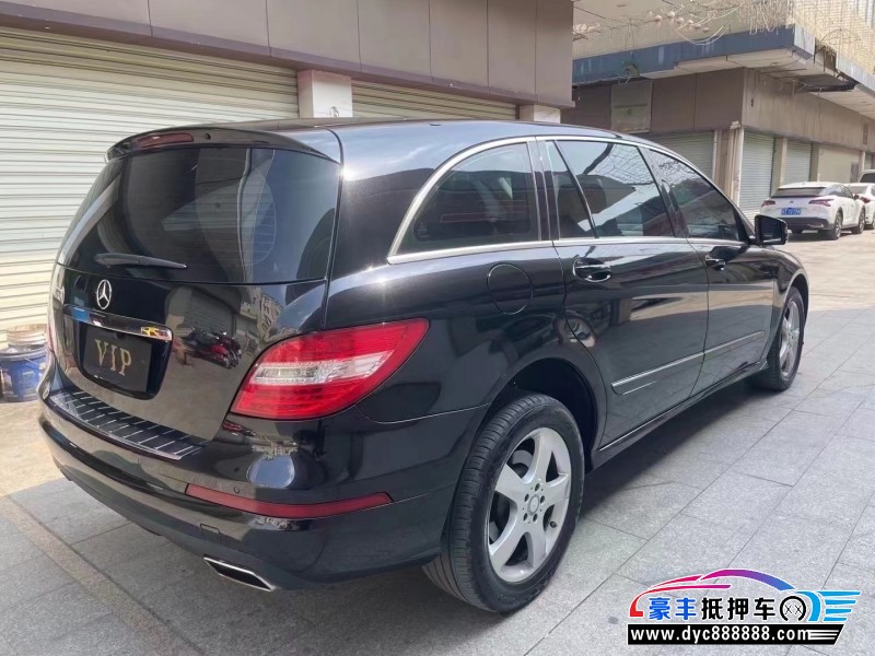 14年奔驰R级MPV抵押车出售