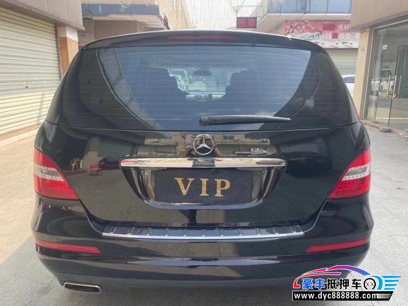 14年奔驰R级MPV抵押车出售