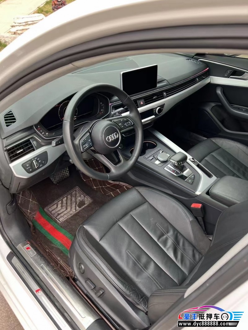 19年奥迪A4轿车抵押车出售