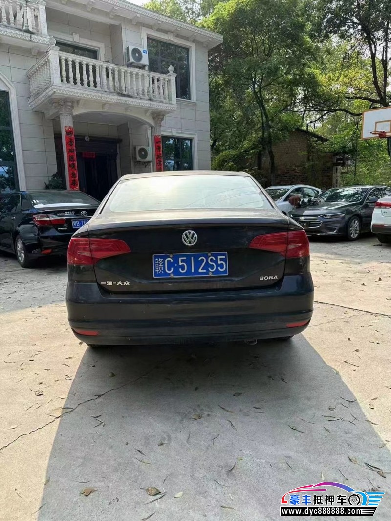 18年大众宝来轿车抵押车出售