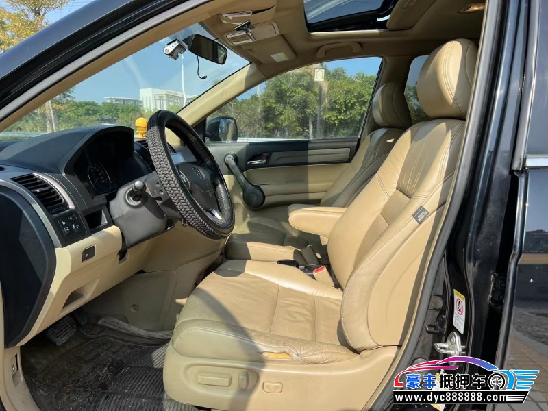 09年本田CR-V轿车抵押车出售