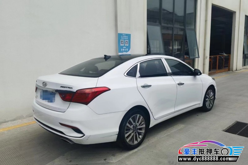 20年现代名图轿车抵押车出售