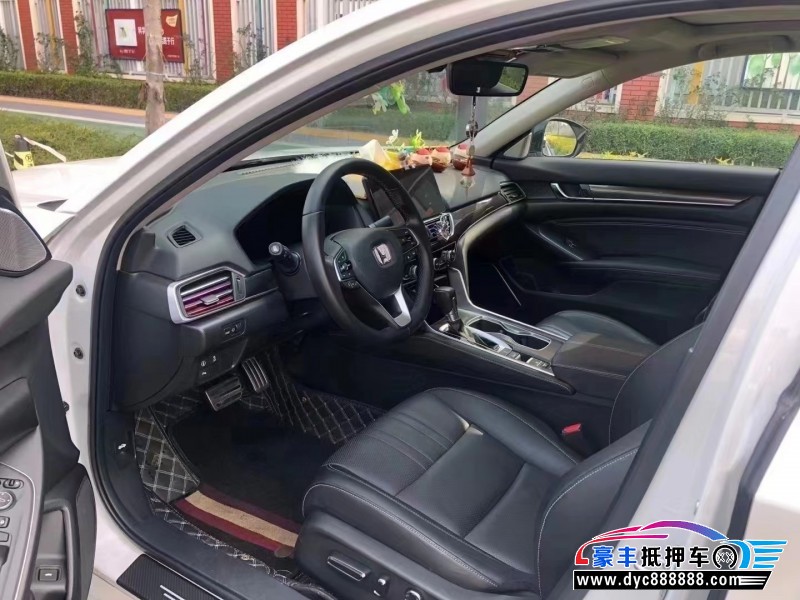 22年本田雅阁轿车抵押车出售