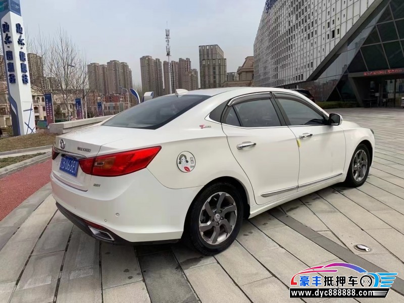 16年北汽绅宝D60轿车抵押车出售