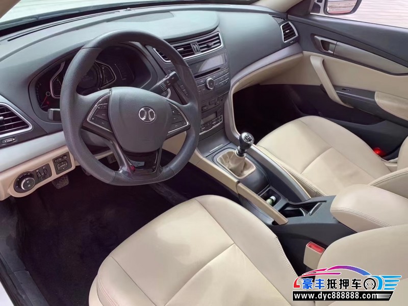 16年北汽绅宝D60轿车抵押车出售