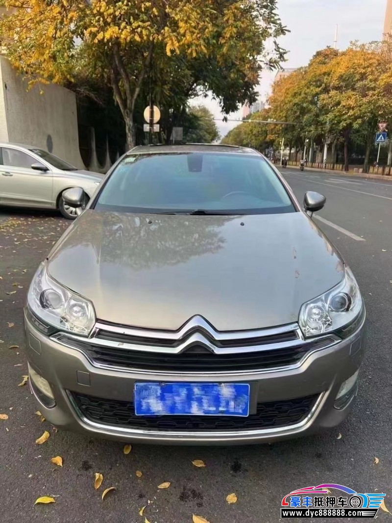 17年雪铁龙C5轿车抵押车出售