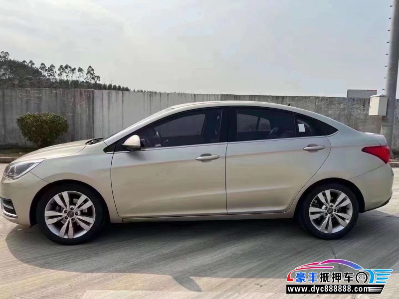 16年奇瑞艾瑞泽5轿车抵押车出售